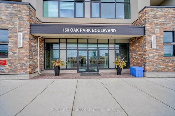 150 Oak Park Blvd, Oakville, ON L6H0E7 Photo 2
