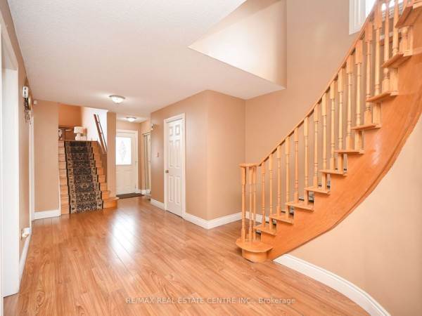 4326 Waterford Cres, Mississauga, ON L5R2B2 Photo 7