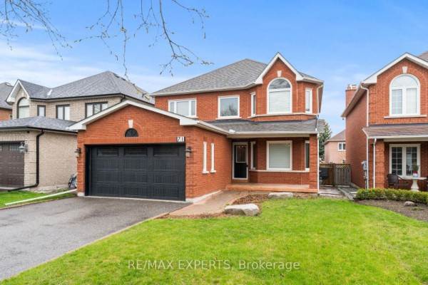 71 Castlepoint Dr, Vaughan, ON L4H1B8 Photo 5