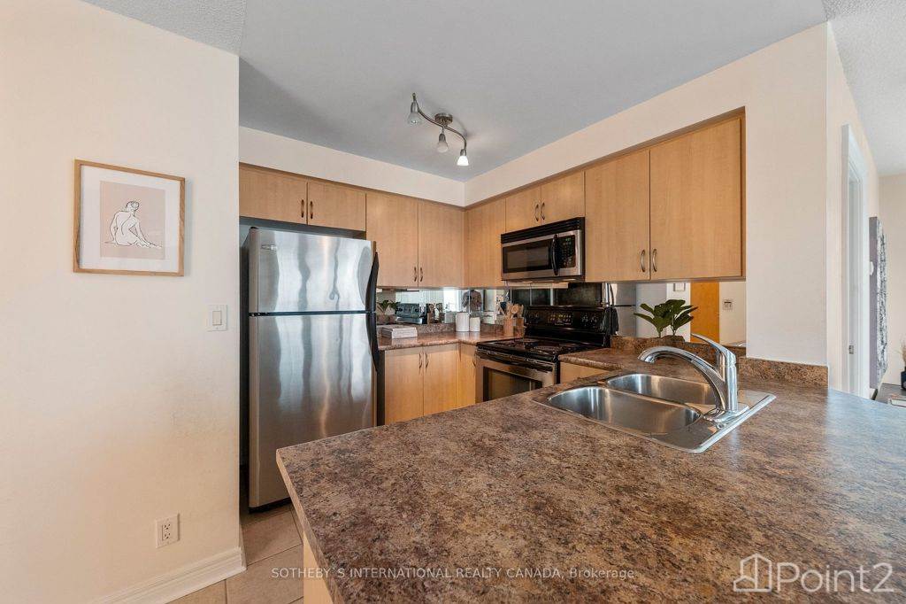 212 Eglinton Ave E, Other, ON M4P0A3 Photo 7