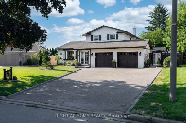 5 Lower Canada Dr, Niagara On The Lake, ON L0S1J0 Photo 2