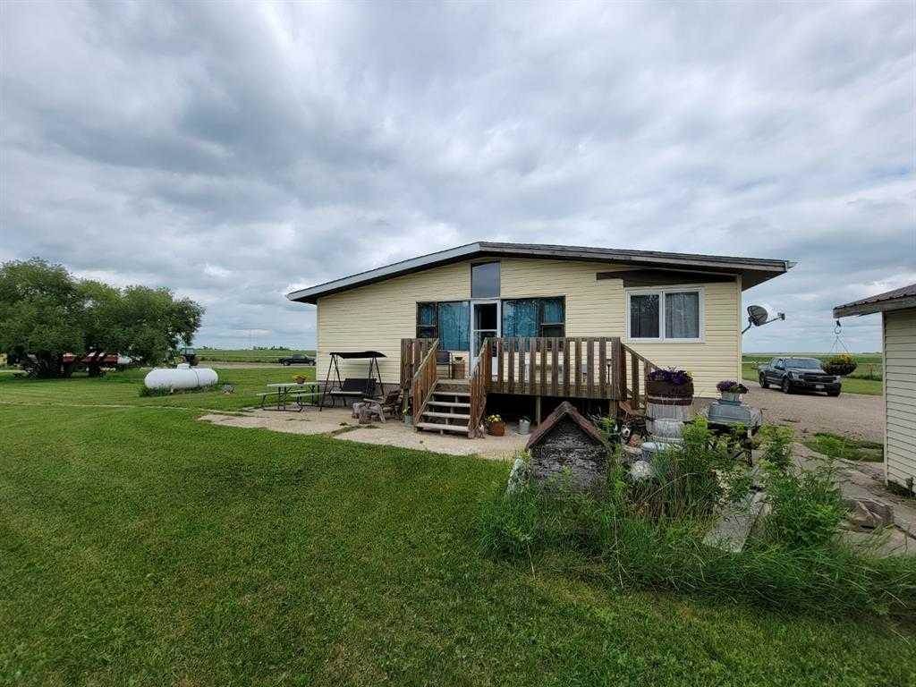 63064 Hwy 846, Stirling, AB T0K2E0 Photo 3