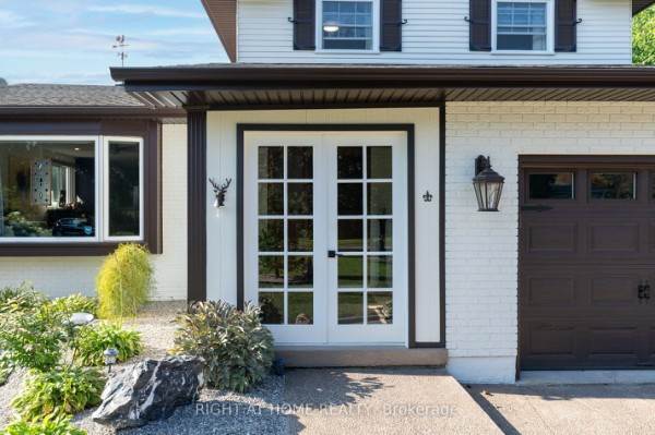 5 Lower Canada Dr, Niagara On The Lake, ON L0S1J0 Photo 4