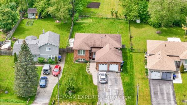 950 Gilmore Ave, Innisfil, ON L0L1W0 Photo 4