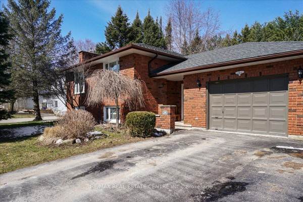 30 Jardine Cres, Clearview, ON L0M1G0 Photo 4
