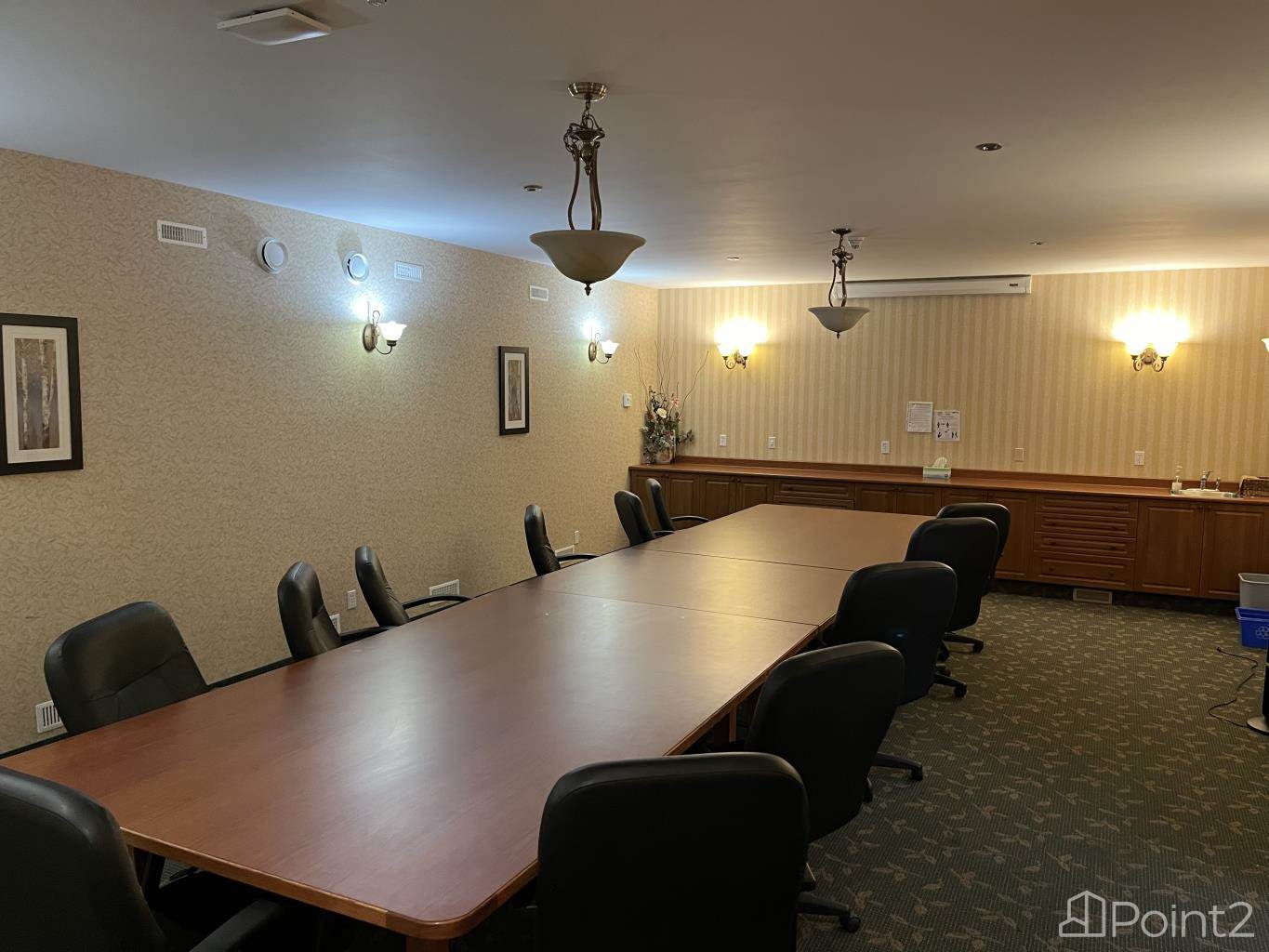 Board Room For Lease In Days Inn Penticton, Penticton, BC null Photo 3