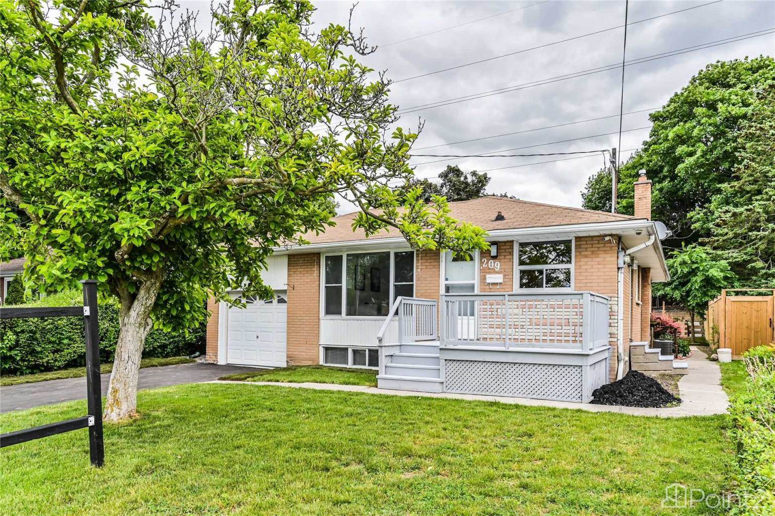 209 Bowman Ave, Whitby, ON L1N3T9 Photo 4