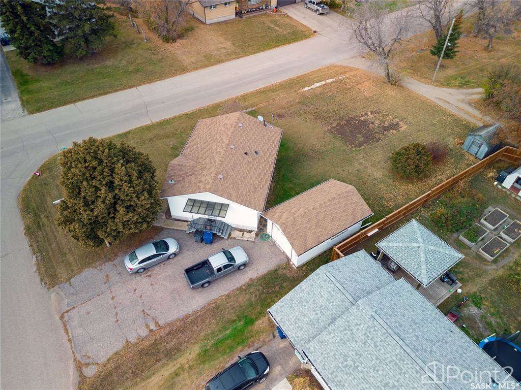 701 4th Avenue, Raymore, SK S0A3J0 Photo 2