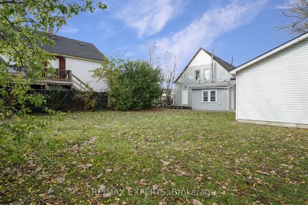106 Murray St, Fort Erie, ON L2A2A8 Photo 4