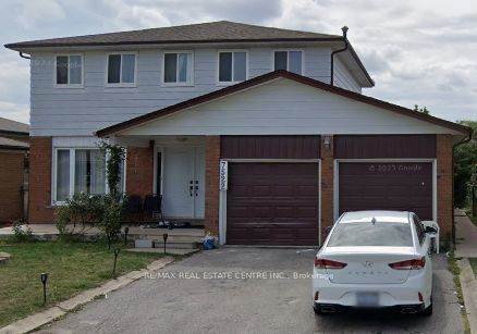 6 Bedroom Residential Home For Sale | 7522 Lully Crt | Mississauga | L4T2P3