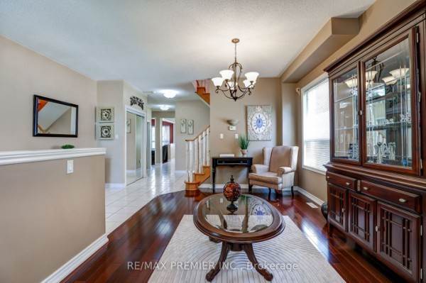 27 Giovanni Way, Vaughan, ON L4H1R7 Photo 6