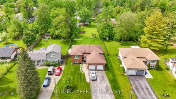 950 Gilmore Ave, Innisfil, ON L0L1W0 Photo 3