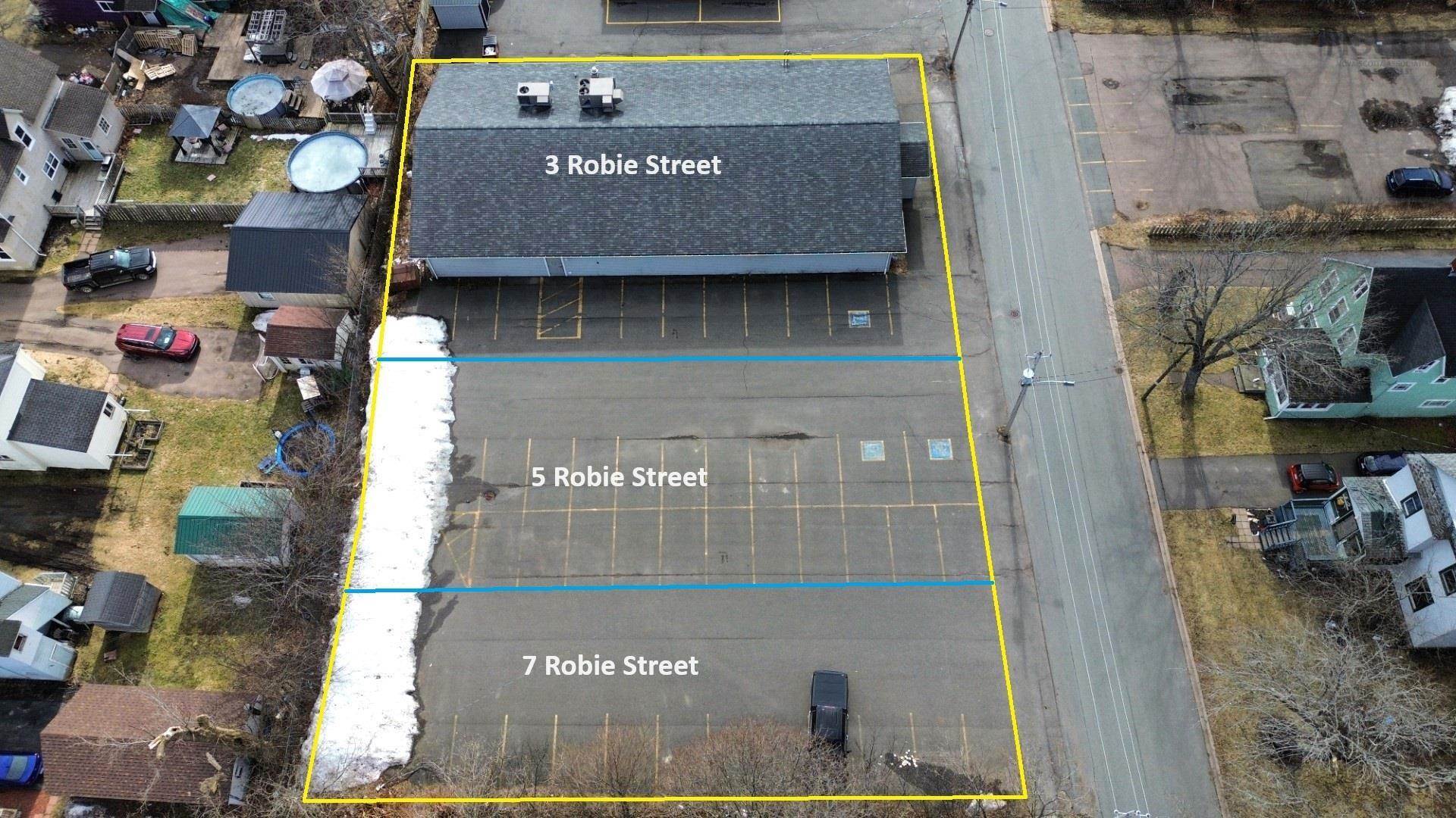 3 5 7 Robie Street, Amherst, NS B4H2C5 Photo 2