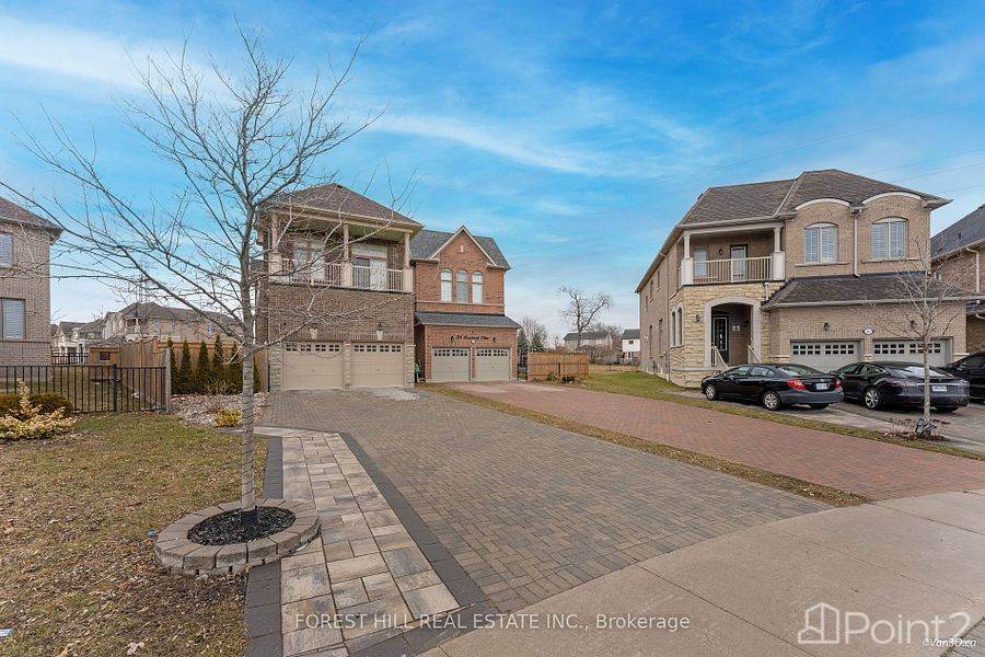 142 Braebrook Dr, Whitby, ON L1R0M9 Photo 3