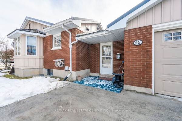 95 Parkview Cres, North Perth, ON N0G1B0 Photo 4