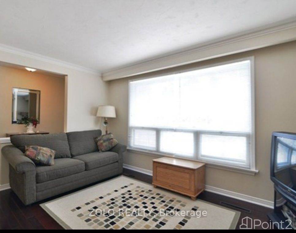 105 Humber Cres, Other, ON L7B1J3 Photo 3