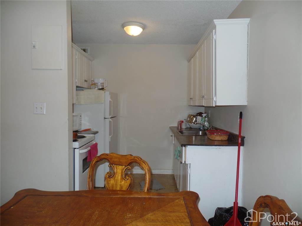 550 Laurier Street, Moose Jaw, SK S6H6X6 Photo 6