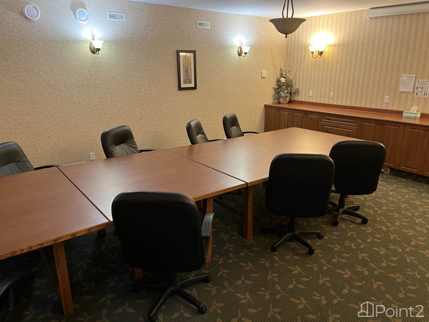 Board Room For Lease In Days Inn Penticton, Penticton, BC null Photo 5