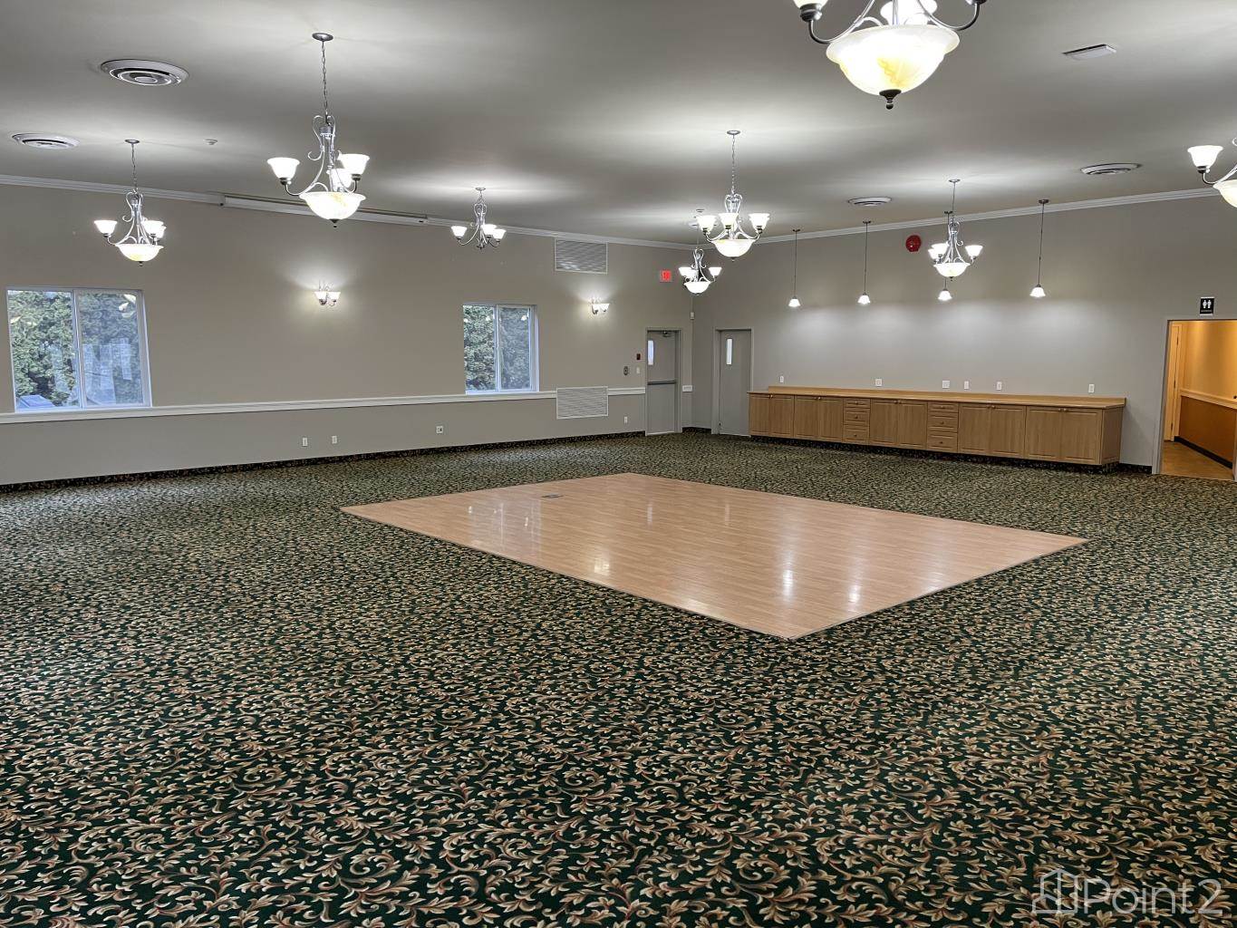 Conference Room For Lease In Days Inn Penticton, Penticton, BC null Photo 5