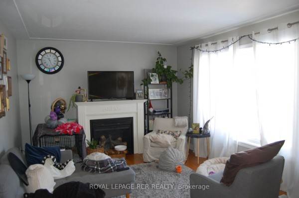 63 Olympic Dr, Kitchener, ON N2M3S7 Photo 3