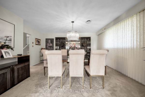 3537 Golden Orchard Rd E, Mississauga, ON L4Y3H7 Photo 7