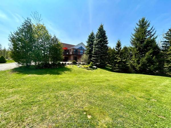 252 Lakeshore Rd N, Meaford, ON N4L0A7 Photo 3