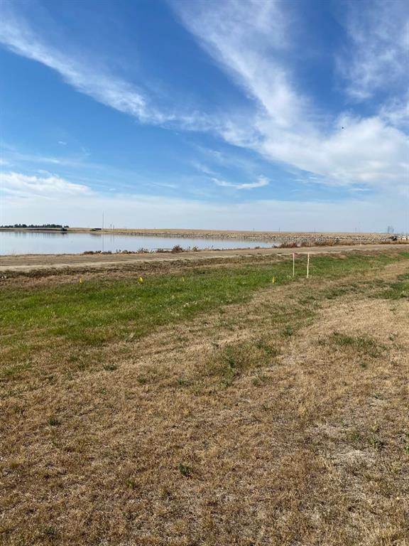 4 Bantry Bay, Rural Newell County Of, AB T1R1M1 Photo 4