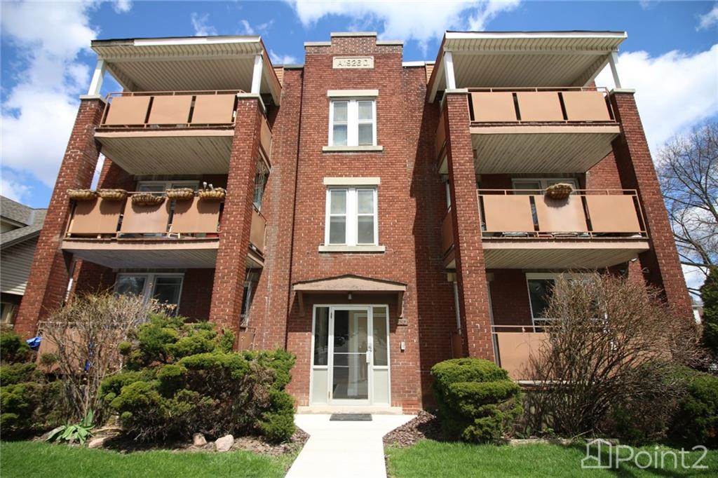 New Apartment For Sale Near Mcmaster University for Large Space