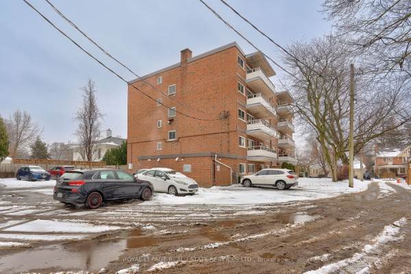 14 Norris Pl, St Catharines, ON L2R2W8 Photo 2