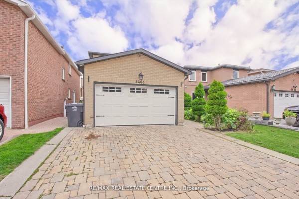 4484 Jenkins Cres, Mississauga, ON L5R1T8 Photo 2