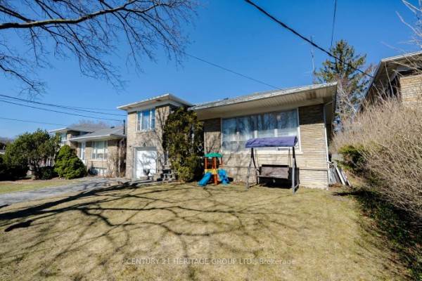 262 Park Home Ave, Toronto, ON M2R1A3 Photo 3