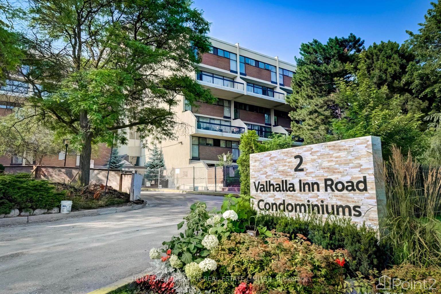2 Valhalla Inn Rd 247 C, Toronto, ON M9B6C3 Photo 4