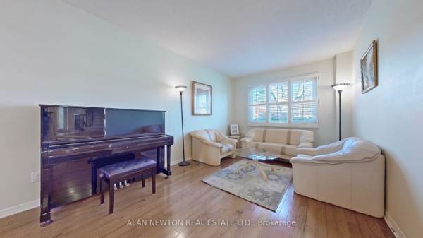 48 Tansley Rd, Vaughan, ON L4J3H6 Photo 3