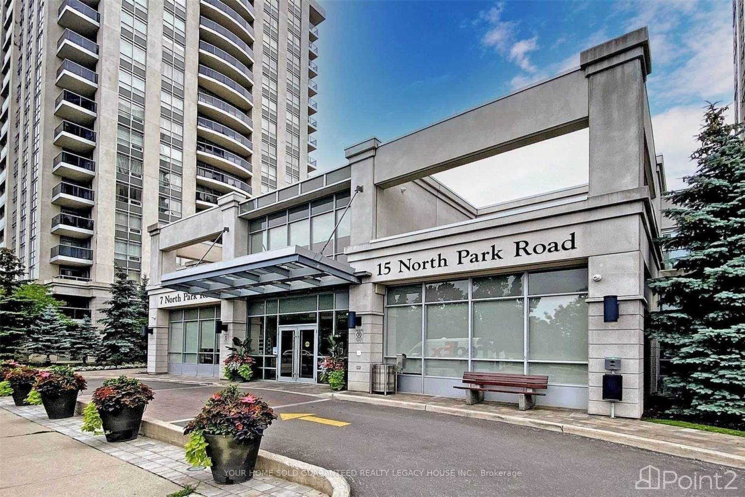 15 North Park Rd, Vaughan, ON L4J0A1 Photo 2