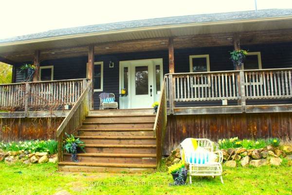 33 Little Cove Rd, Northern Bruce Peninsula, ON N0H2R0 Photo 2
