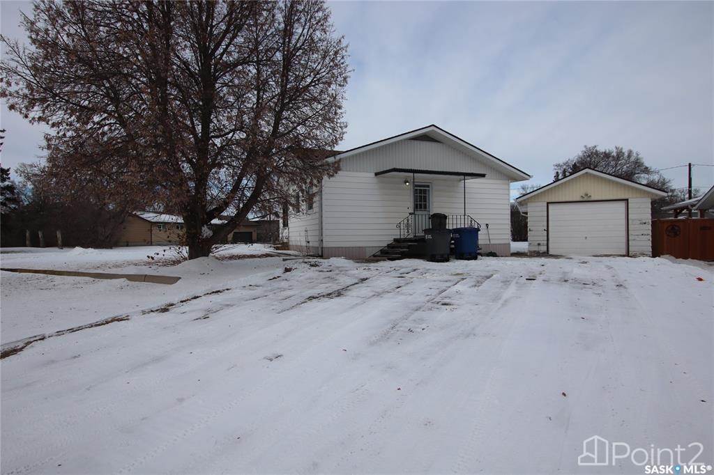 701 4th Avenue, Raymore, SK S0A3J0 Photo 4