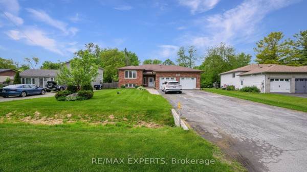 950 Gilmore Ave, Innisfil, ON L0L1W0 Photo 6