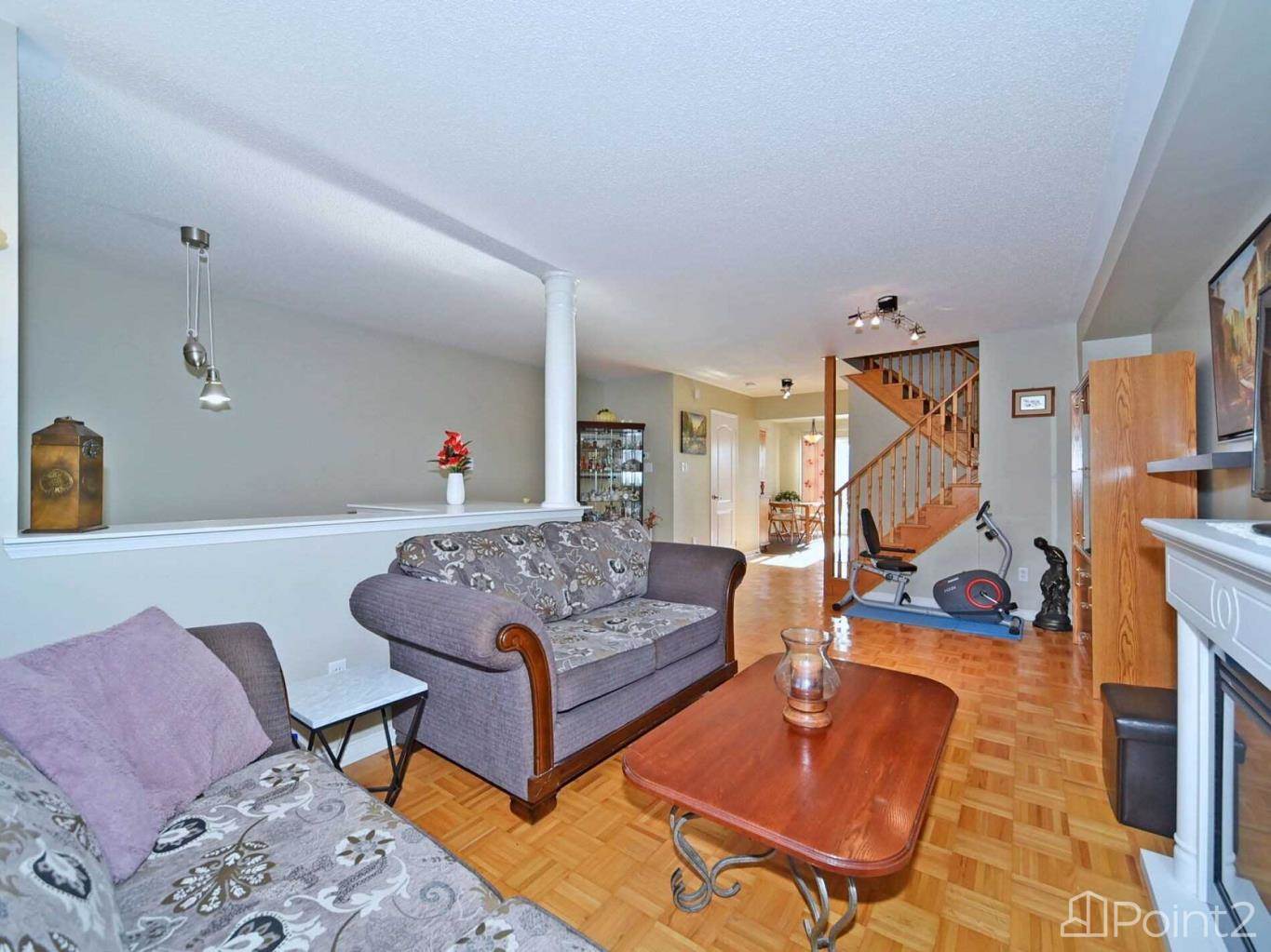 19 Foxchase Ave Vaughan Ontario L 4 L 9 N 1, Vaughan, ON L4L9N1 Photo 6