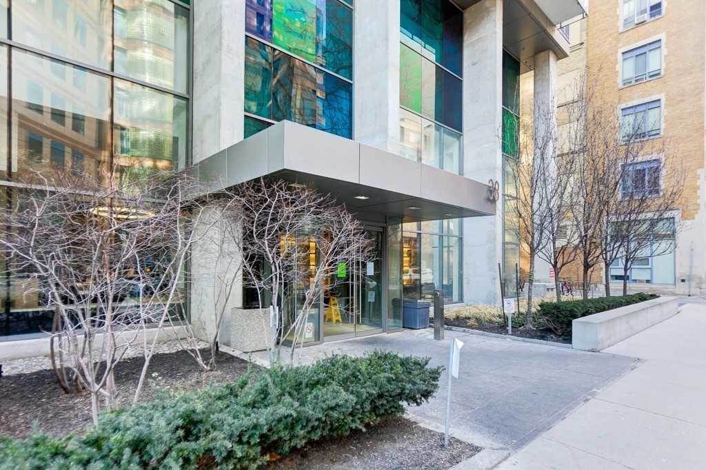 38 Grenville St, Toronto Condo For Rent | Ovlix